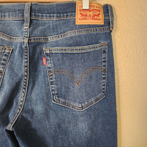 Levi's Womens Medium Wash Mid Rise Boyfriend Jeans-Size 30 - Picture 6 of 9